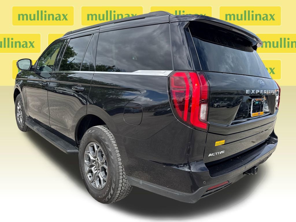 Certified 2025 Ford Expedition Active image 9
