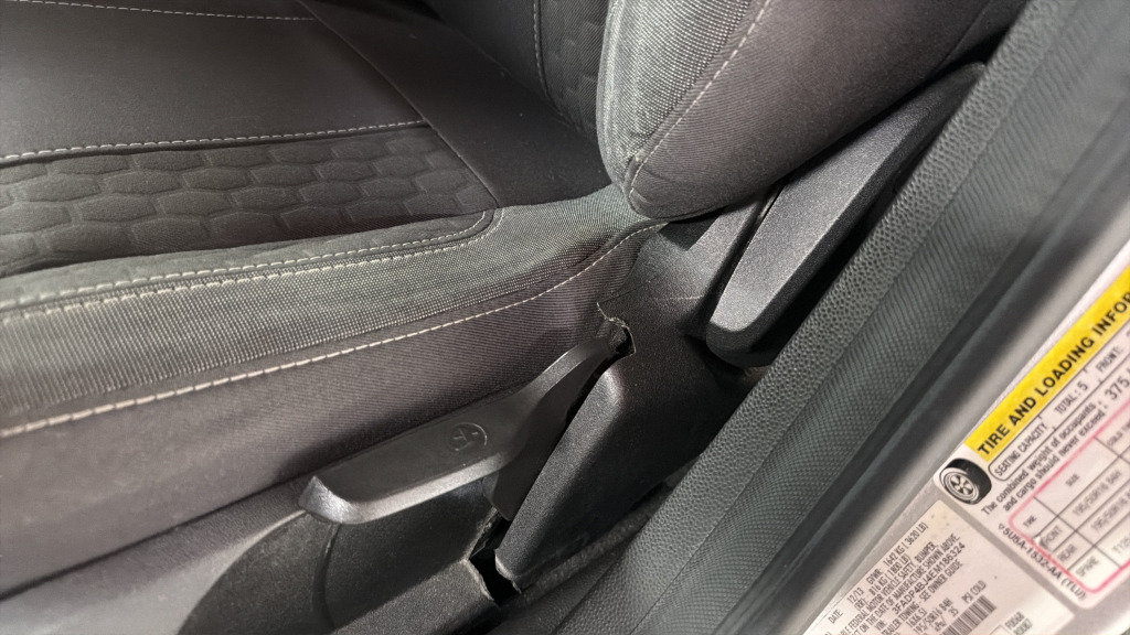 Used 2014 Ford Fiesta SE w/ Equipment Group 201A FWD image 18