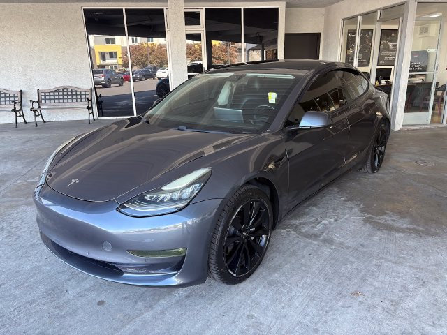 Used 2018 Tesla Model 3 Long Range RWD image 8