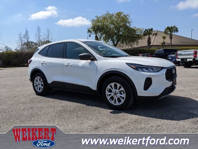 Used 2025 Ford Escape Active image 1