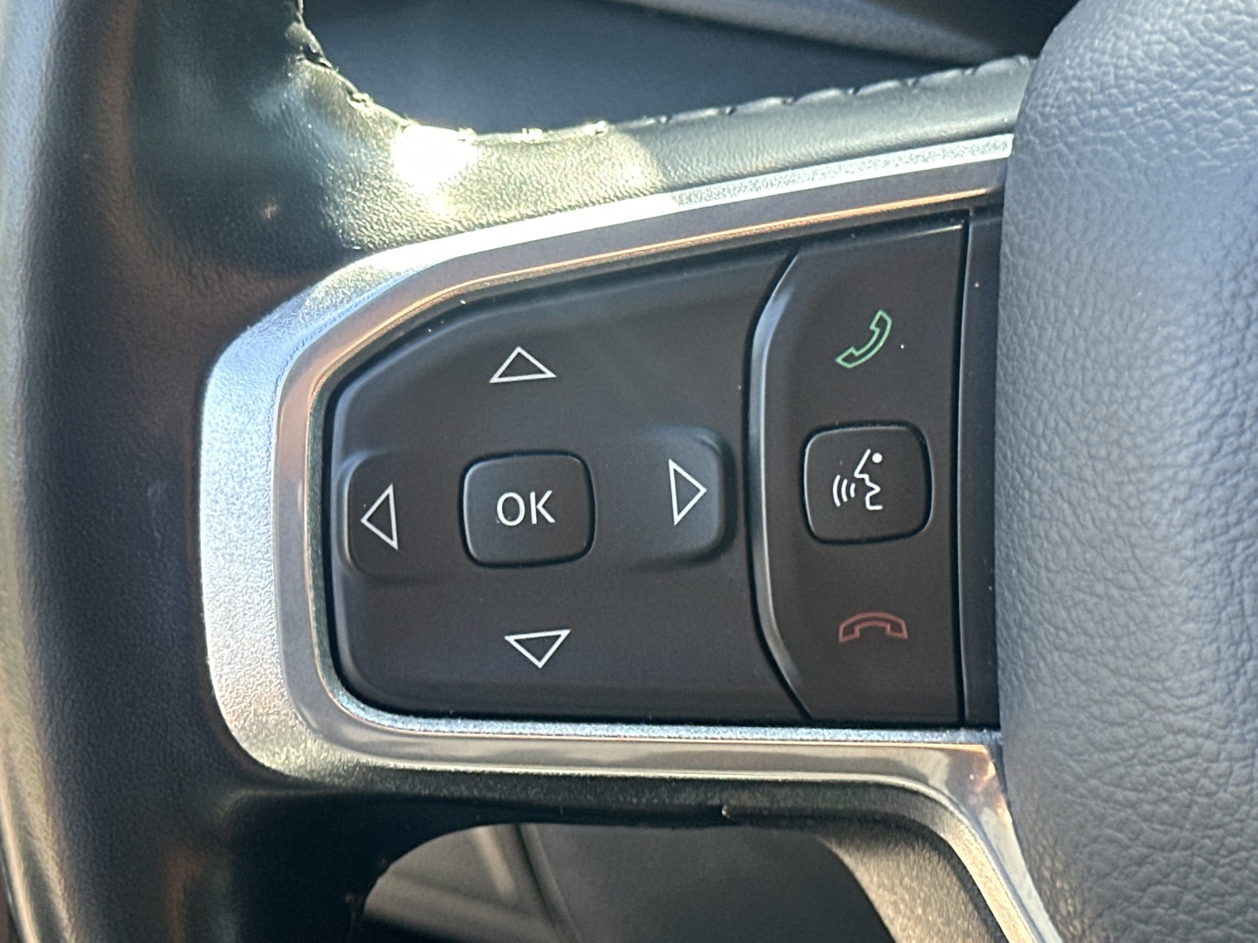 Used 2022 RAM 1500 Laramie RWD image 25
