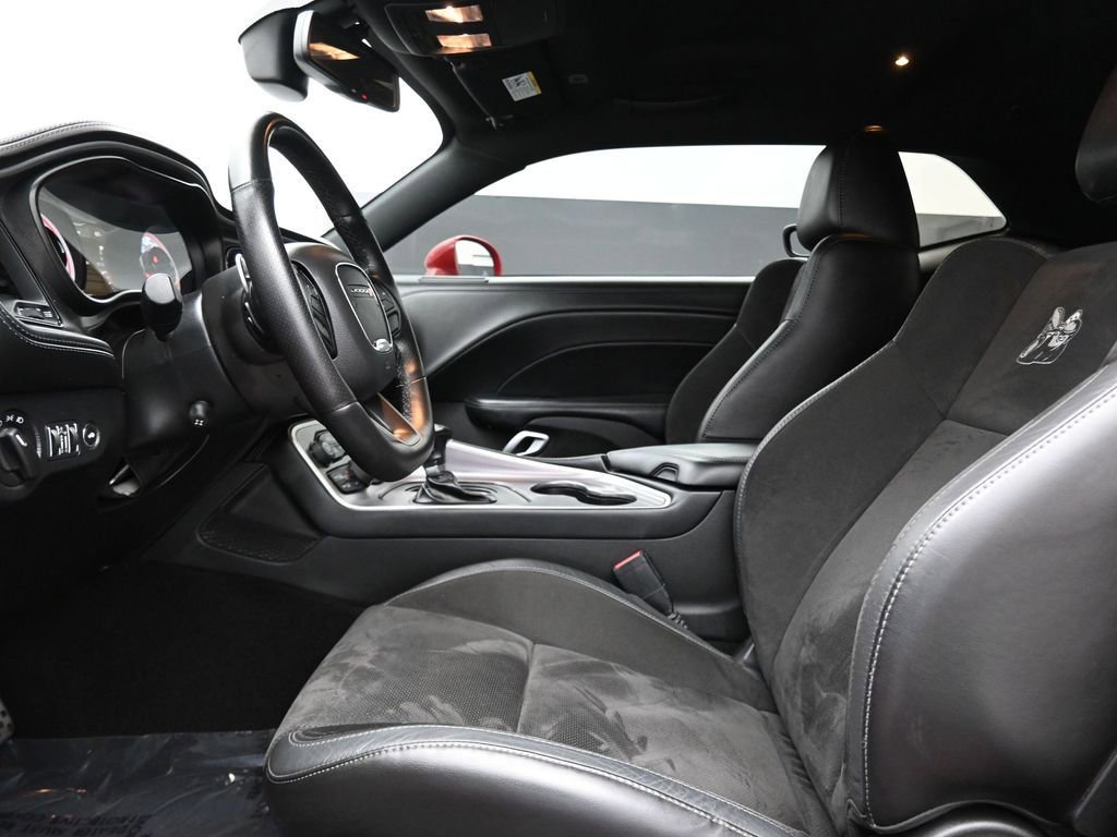 Used 2022 Dodge Challenger R/T Scat Pack image 9