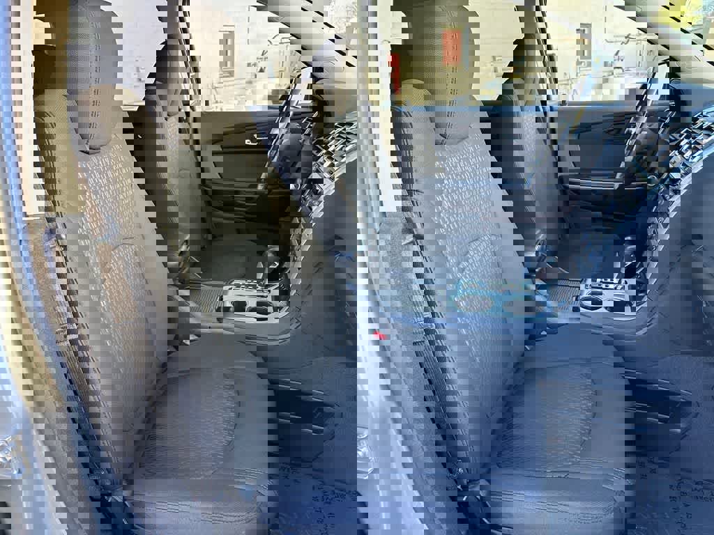 Used 2011 GMC Acadia SLE image 14