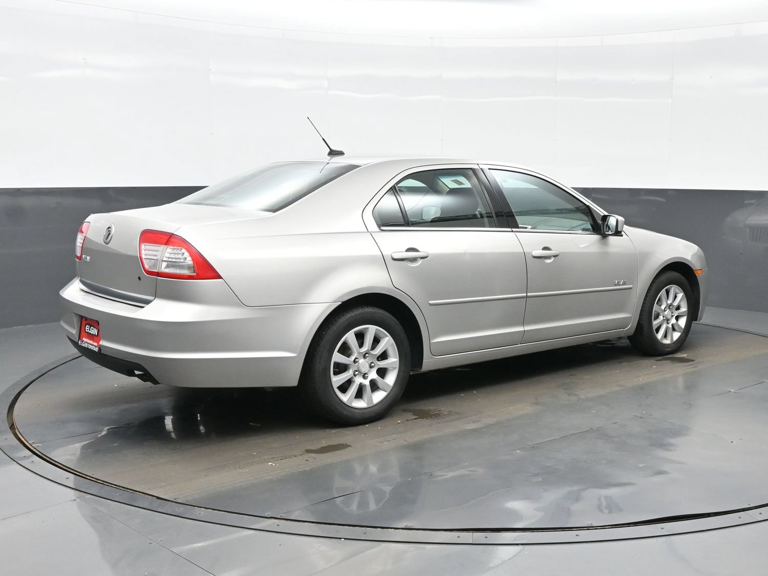Used 2008 Mercury Milan FWD image 6