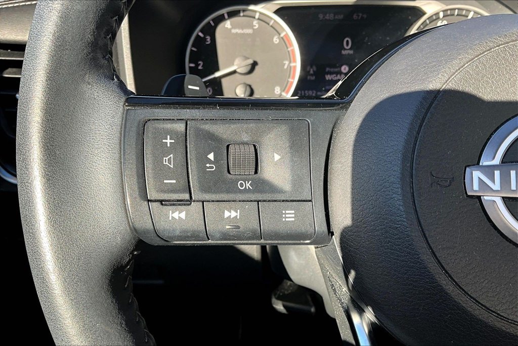 Used 2023 Nissan Rogue SV w/ SV Premium B Package AWD/4WD image 11