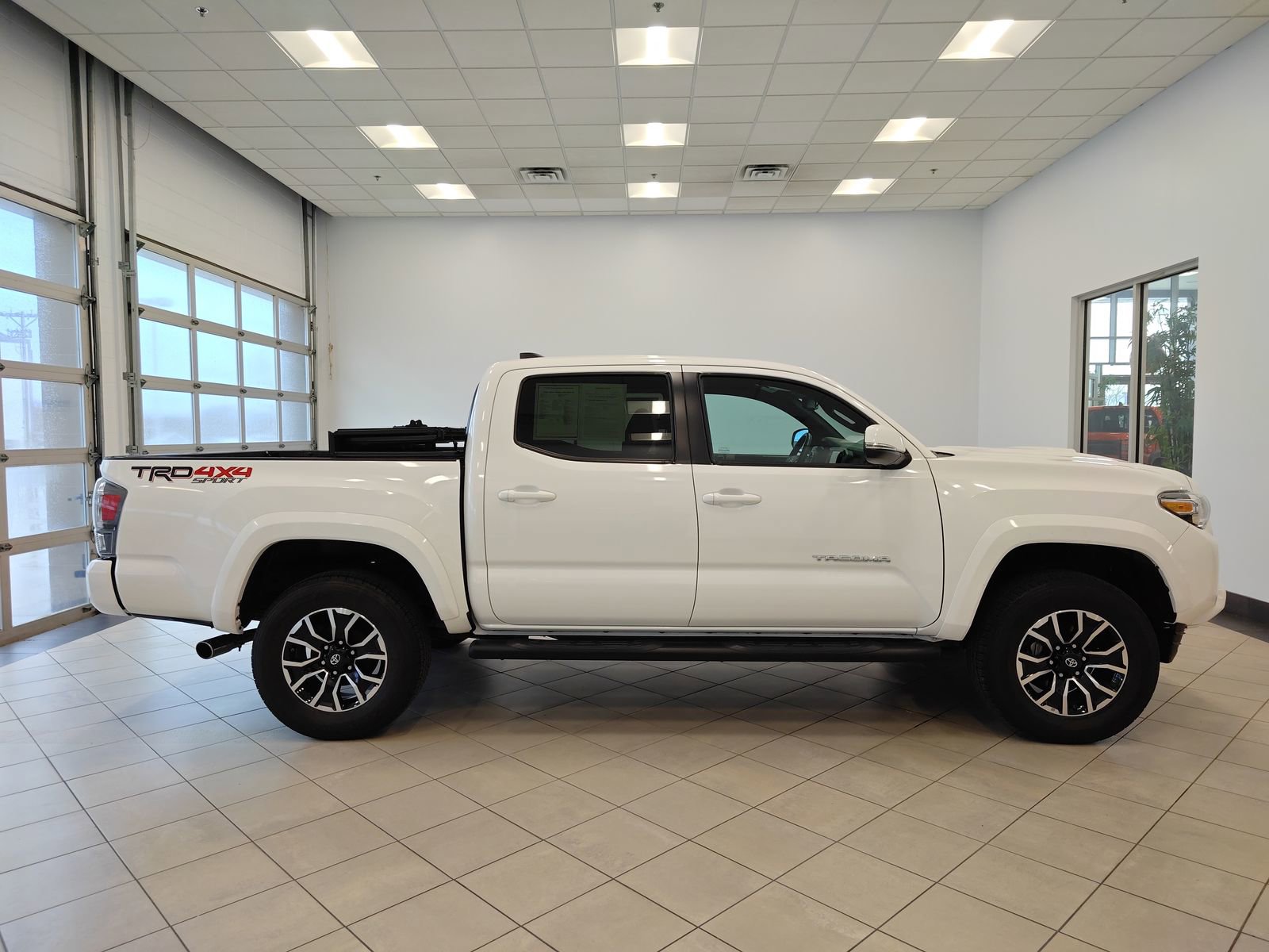 Used 2020 Toyota Tacoma TRD Sport w/ Exterior Package image 2