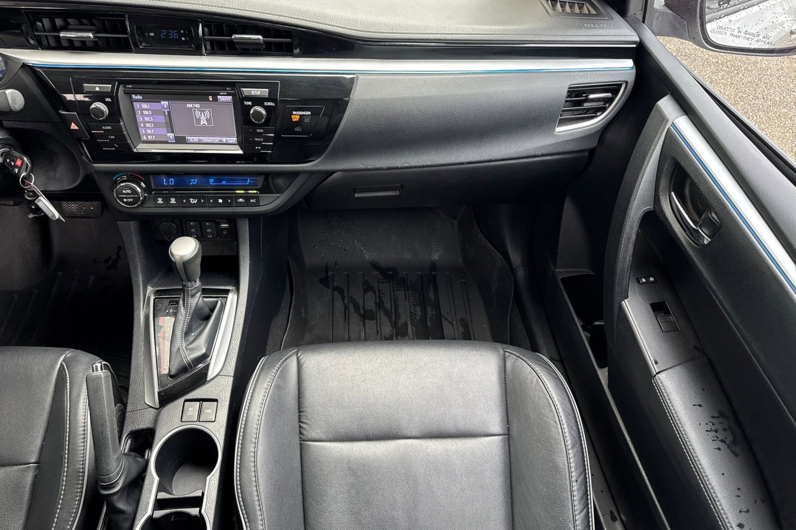 Used 2014 Toyota Corolla S Premium image 28