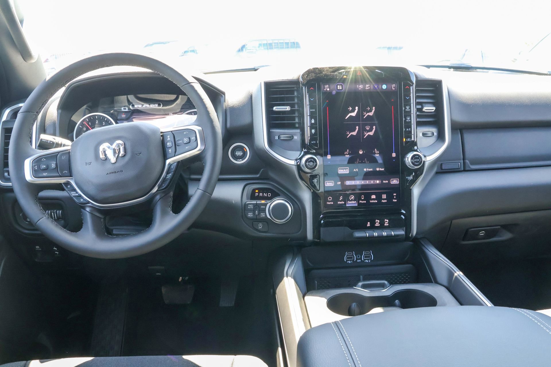 New 2026 RAM 1500 Big Horn AWD/4WD image 14