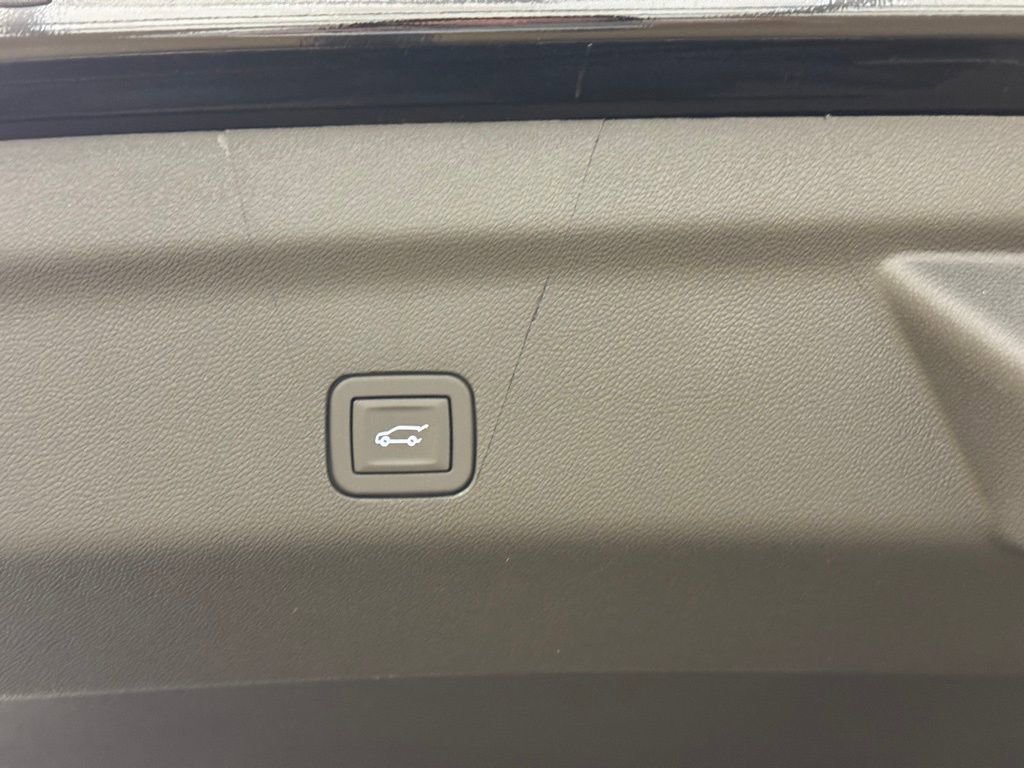 New 2026 Chevrolet Tahoe Premier image 24