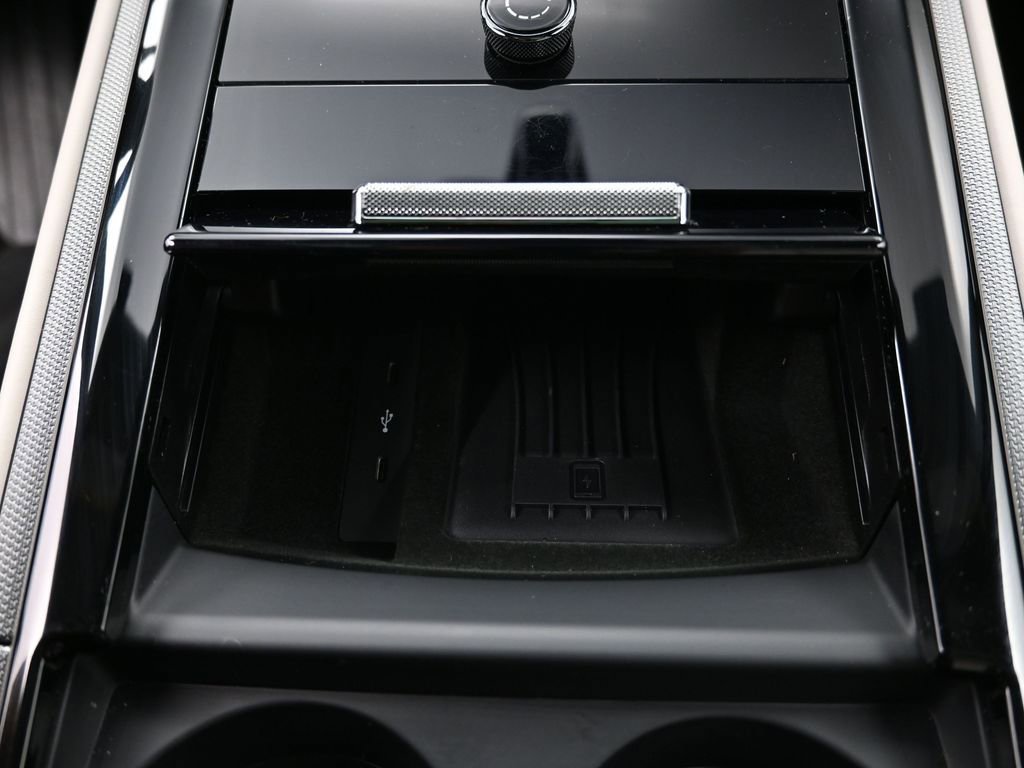 Used 2024 Porsche Panamera 4 image 24