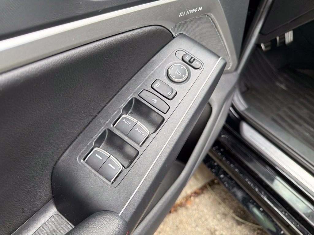 Used 2025 Acura Integra Type S FWD image 41