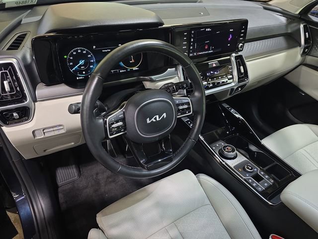 Used 2023 Kia Sorento SX Prestige image 20