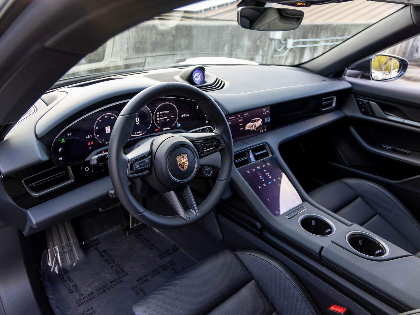 New 2025 Porsche Taycan image 4