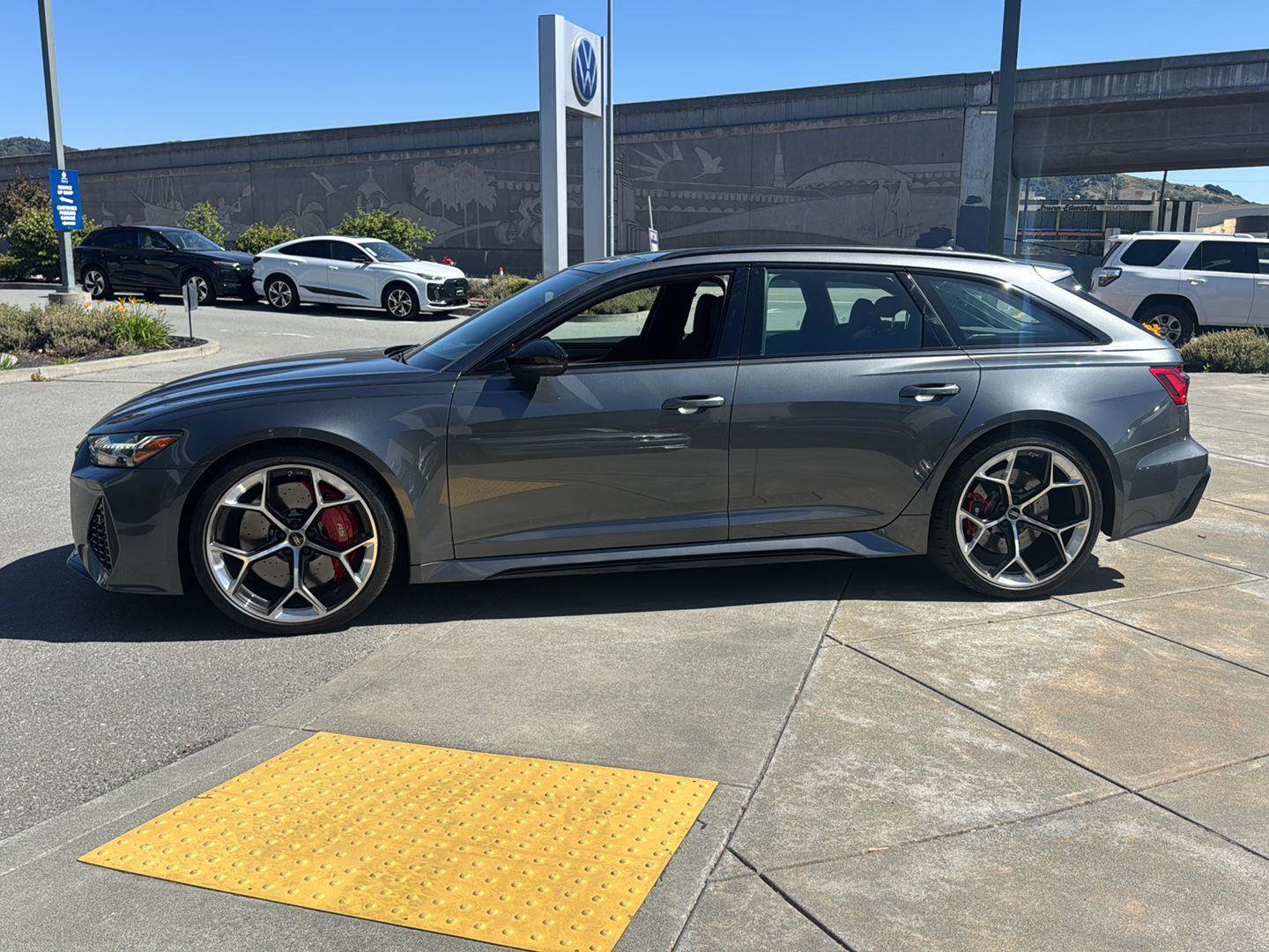 Used 2025 Audi RS 6 performance AWD/4WD image 11