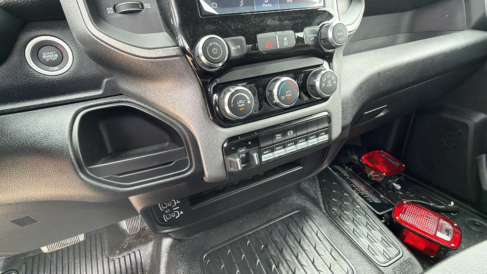 New 2025 RAM 5500 Tradesman RWD image 22