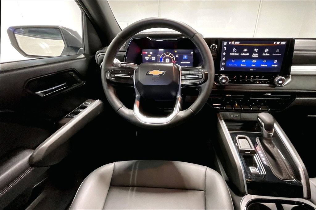 Used 2025 Chevrolet Colorado LT w/ LT Convenience Package image 7