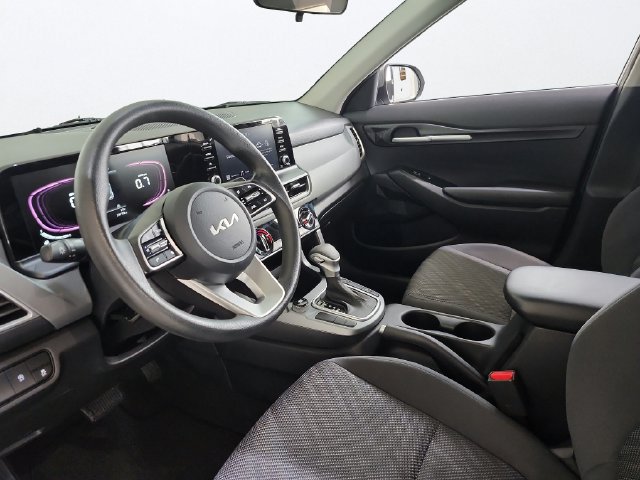 Certified 2024 Kia Seltos LX AWD/4WD image 11