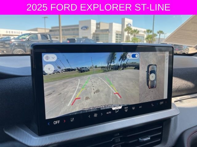 Used 2025 Ford Explorer ST-Line w/ ST-Line Street Pack AWD/4WD image 35