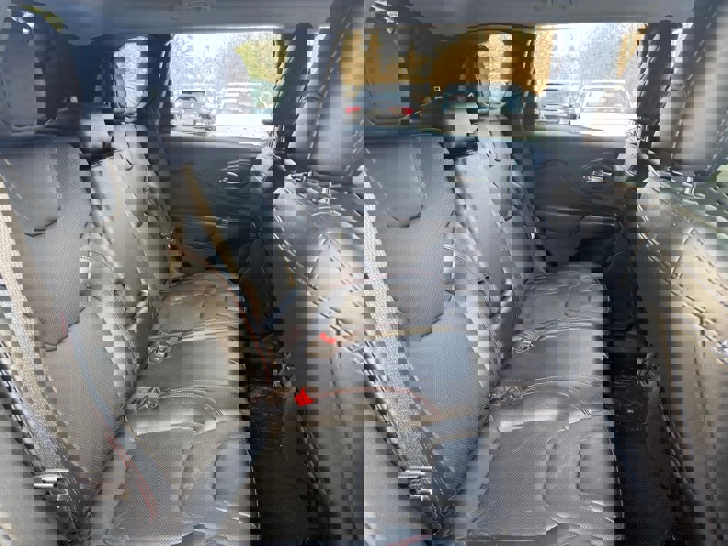 Used 2022 Jeep Cherokee Trailhawk w/ Premium Leather Package image 33