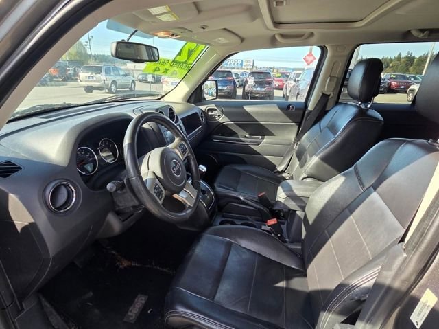 Used 2012 Jeep Patriot Limited w/ Sun/Sound Group AWD/4WD image 11
