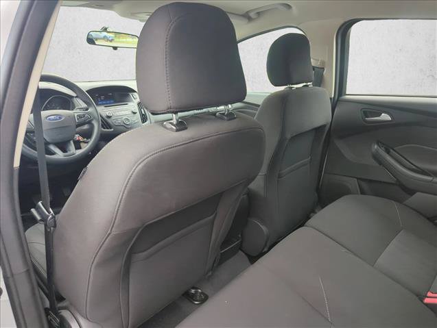 Used 2016 Ford Focus SE FWD image 18
