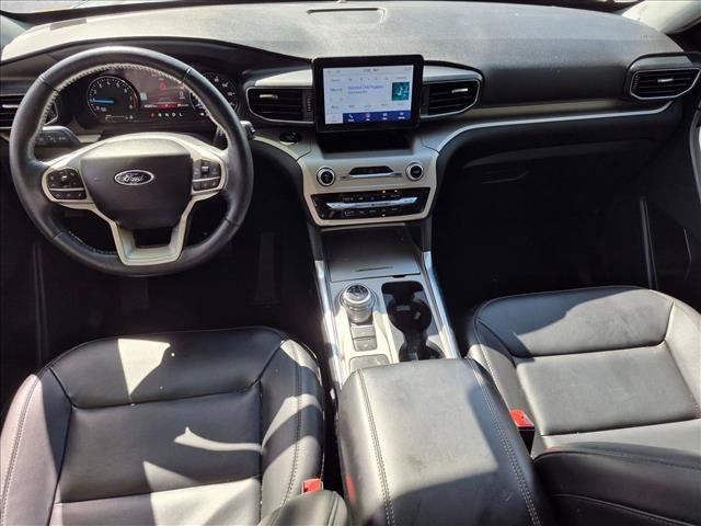 Used 2022 Ford Explorer XLT w/ Equipment Group 202A RWD image 19