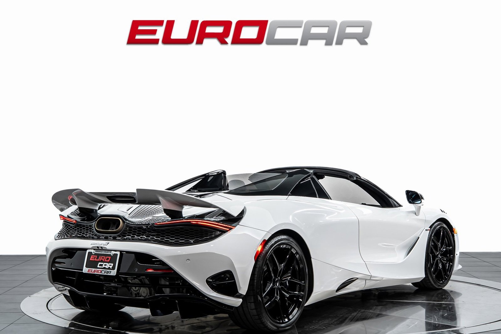 Used 2024 McLaren 750S Spider image 6