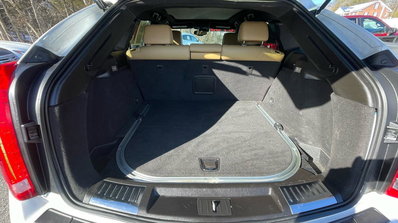 Used 2014 Cadillac SRX Luxury w/ Driver Awareness Package image 23