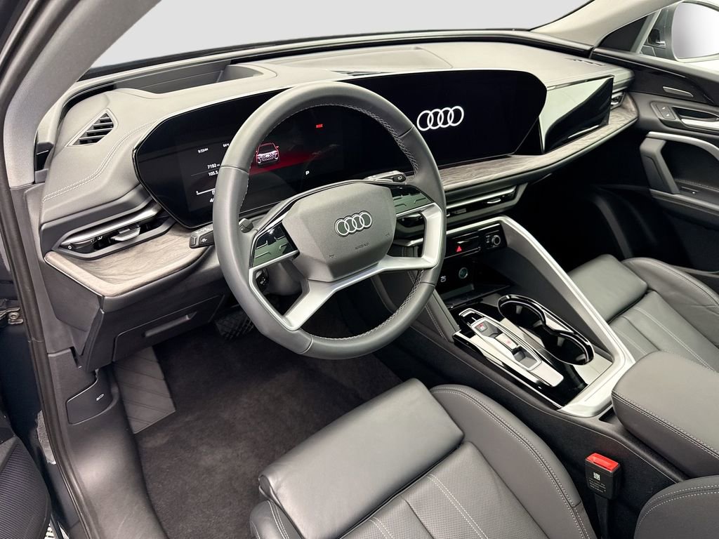 Certified 2025 Audi Q5 Premium Plus w/ Premium Plus image 9