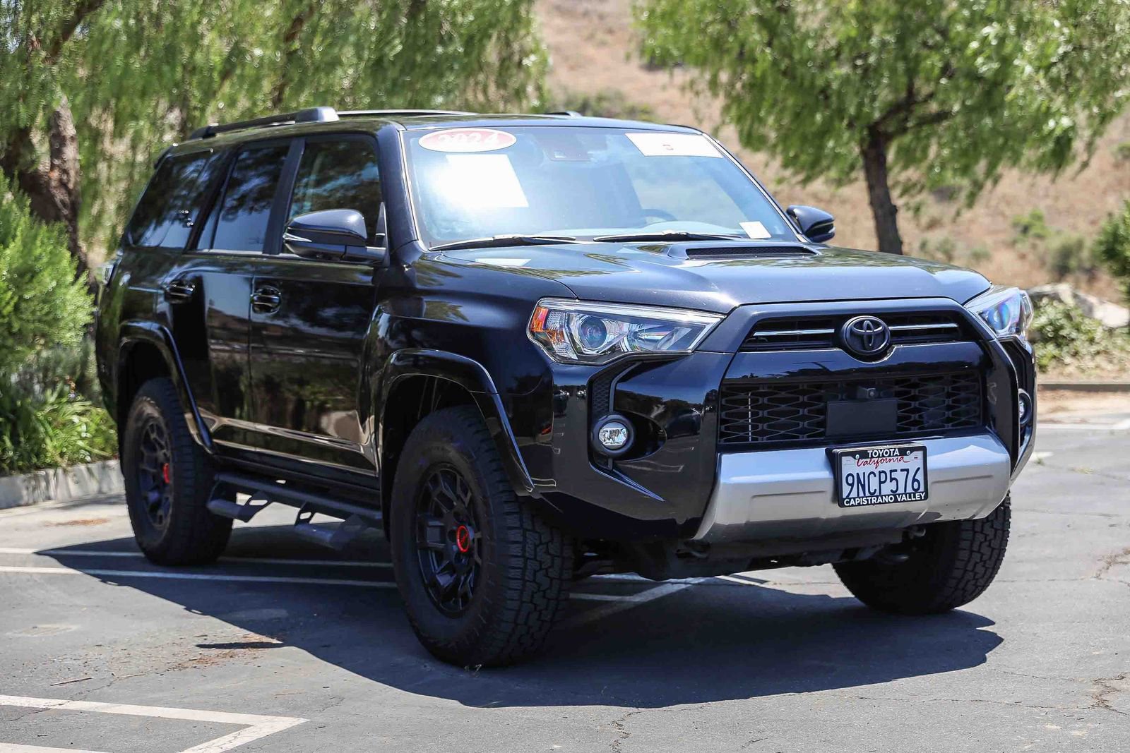 Certified 2024 Toyota 4Runner TRD Off-Road Premium w/ Off Road Premium Plus Package AWD/4WD image 3