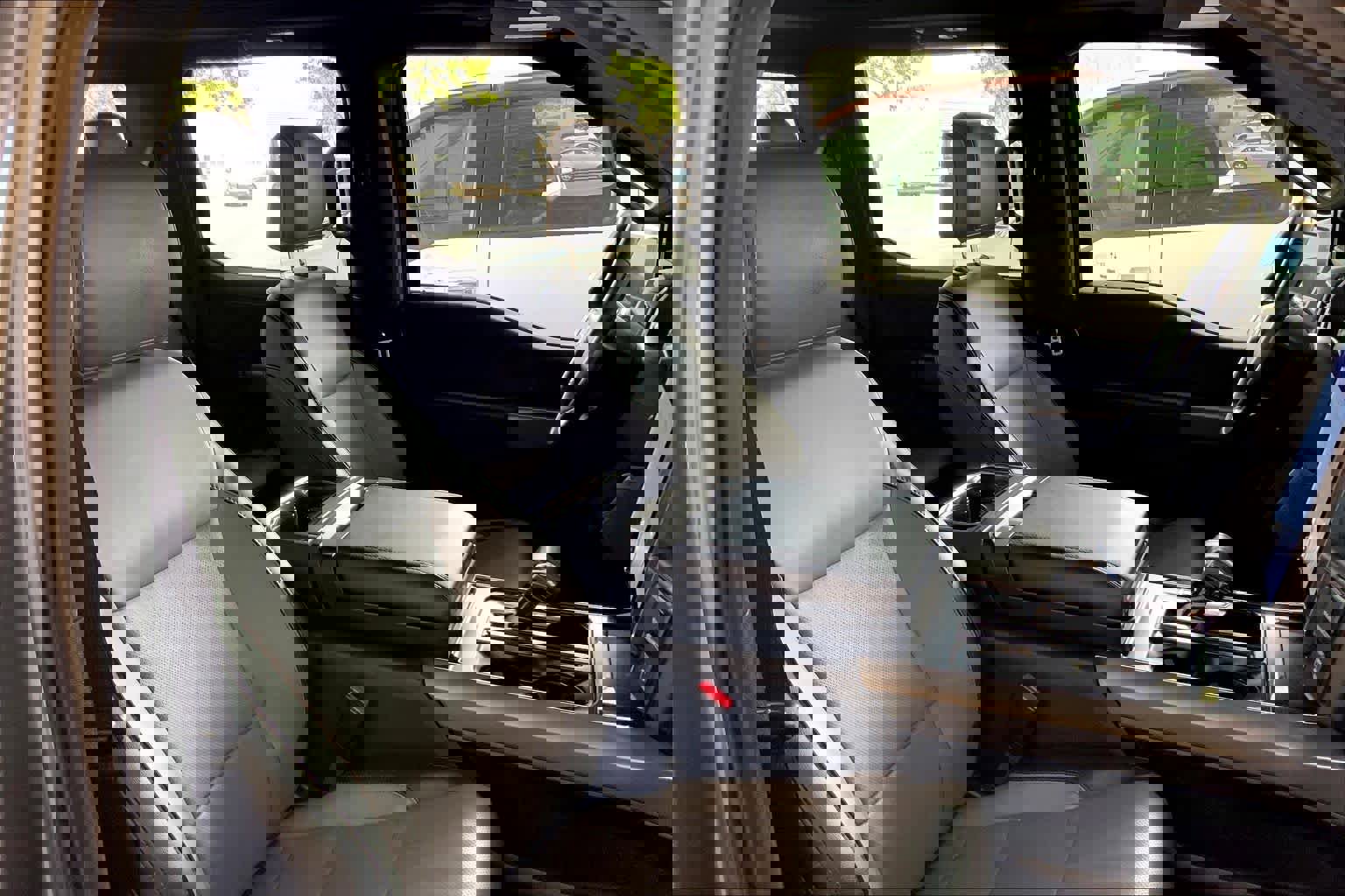 Used 2023 Ford F150 Lightning Lariat w/ Equipment Group 511A High AWD/4WD image 8