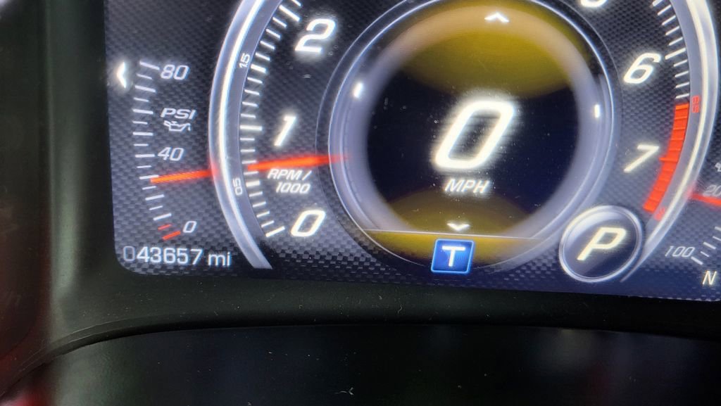 Used 2014 Chevrolet Corvette Stingray Convertible w/ 2LT Preferred Equipment Group image 23