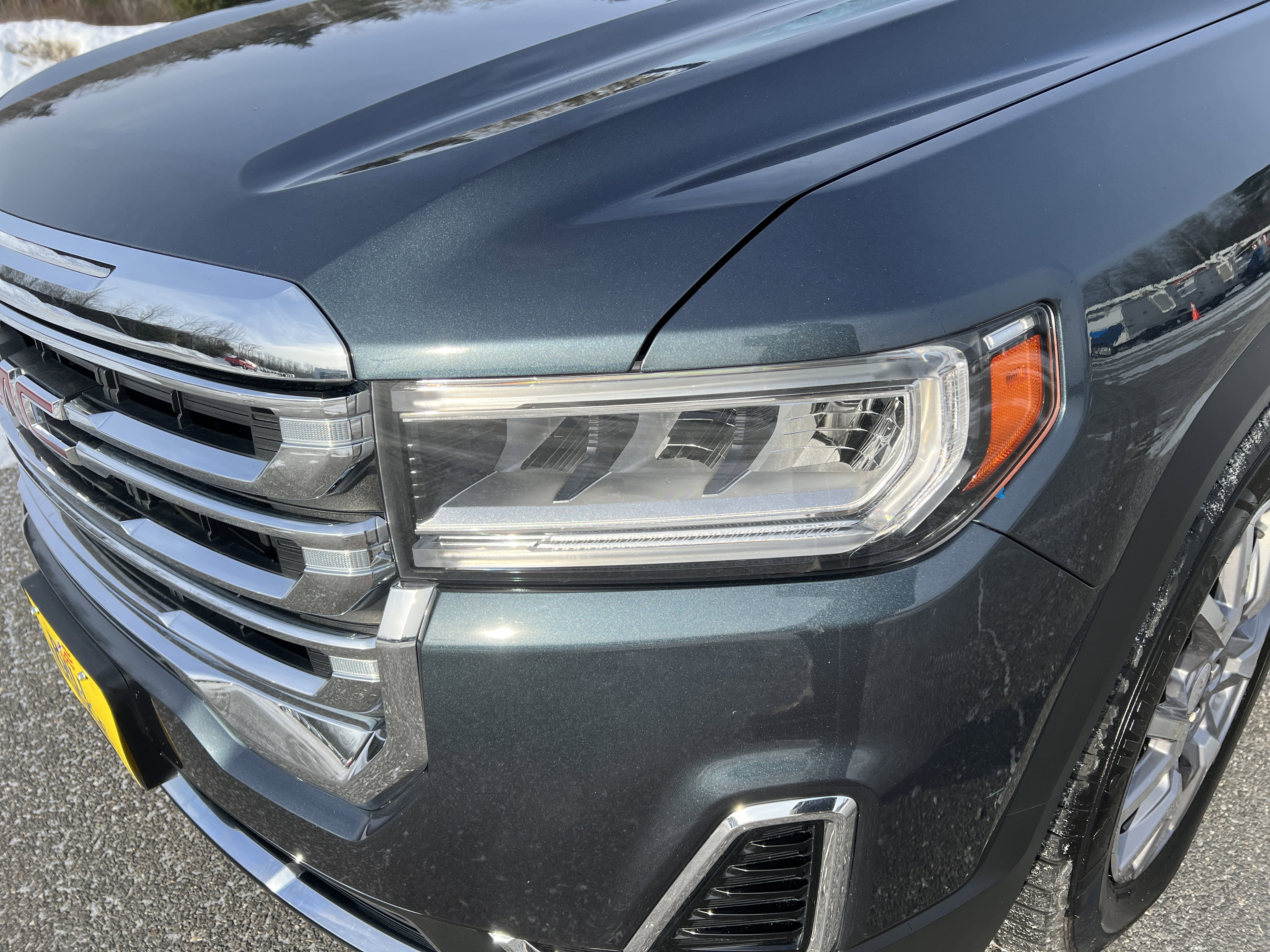 Used 2020 GMC Acadia SLT w/ Trailering Package image 9