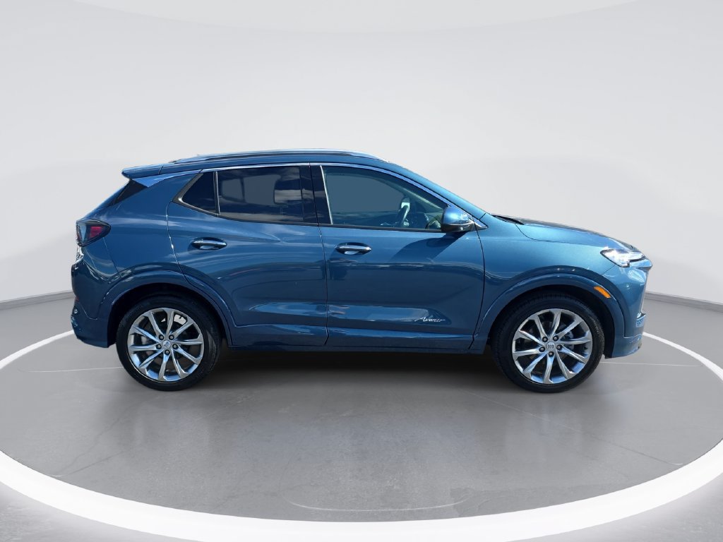 Used 2024 Buick Encore GX Avenir w/ Avenir Convenience Package FWD image 2