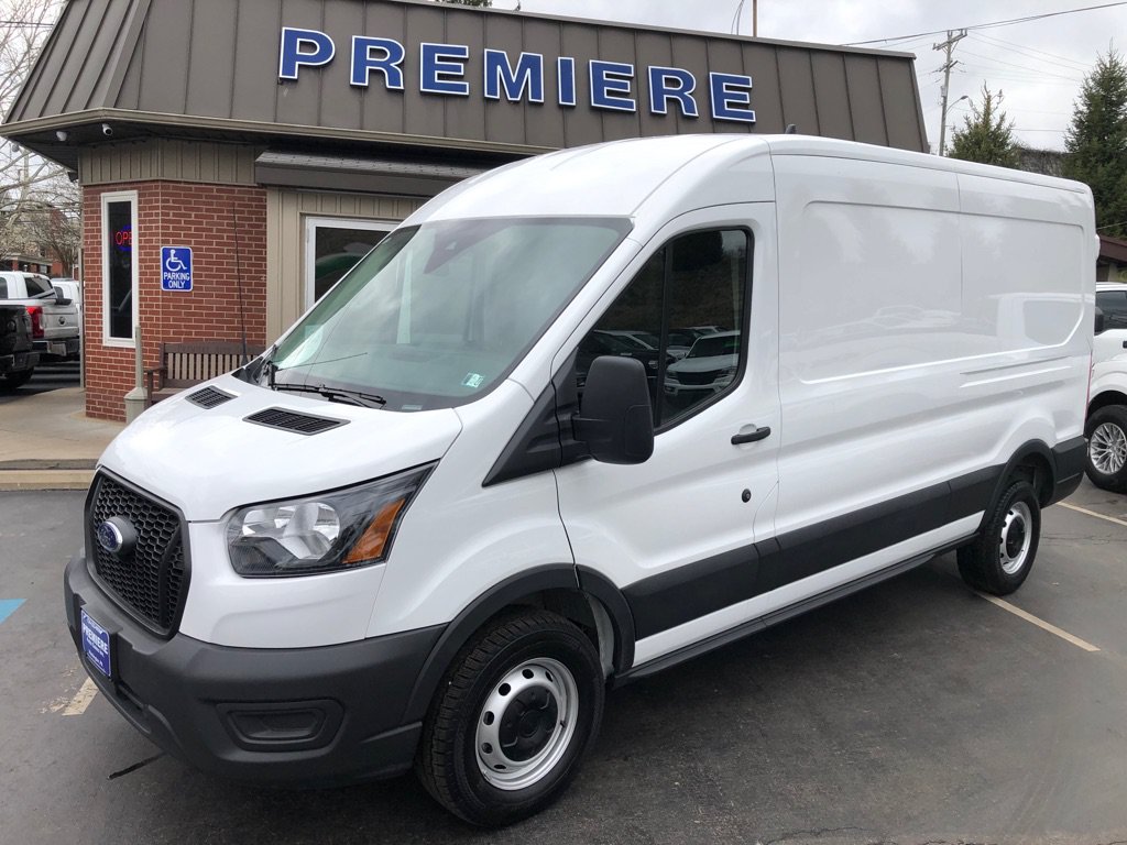 Used 2025 Ford Transit 250 148 Medium Roof RWD image 7