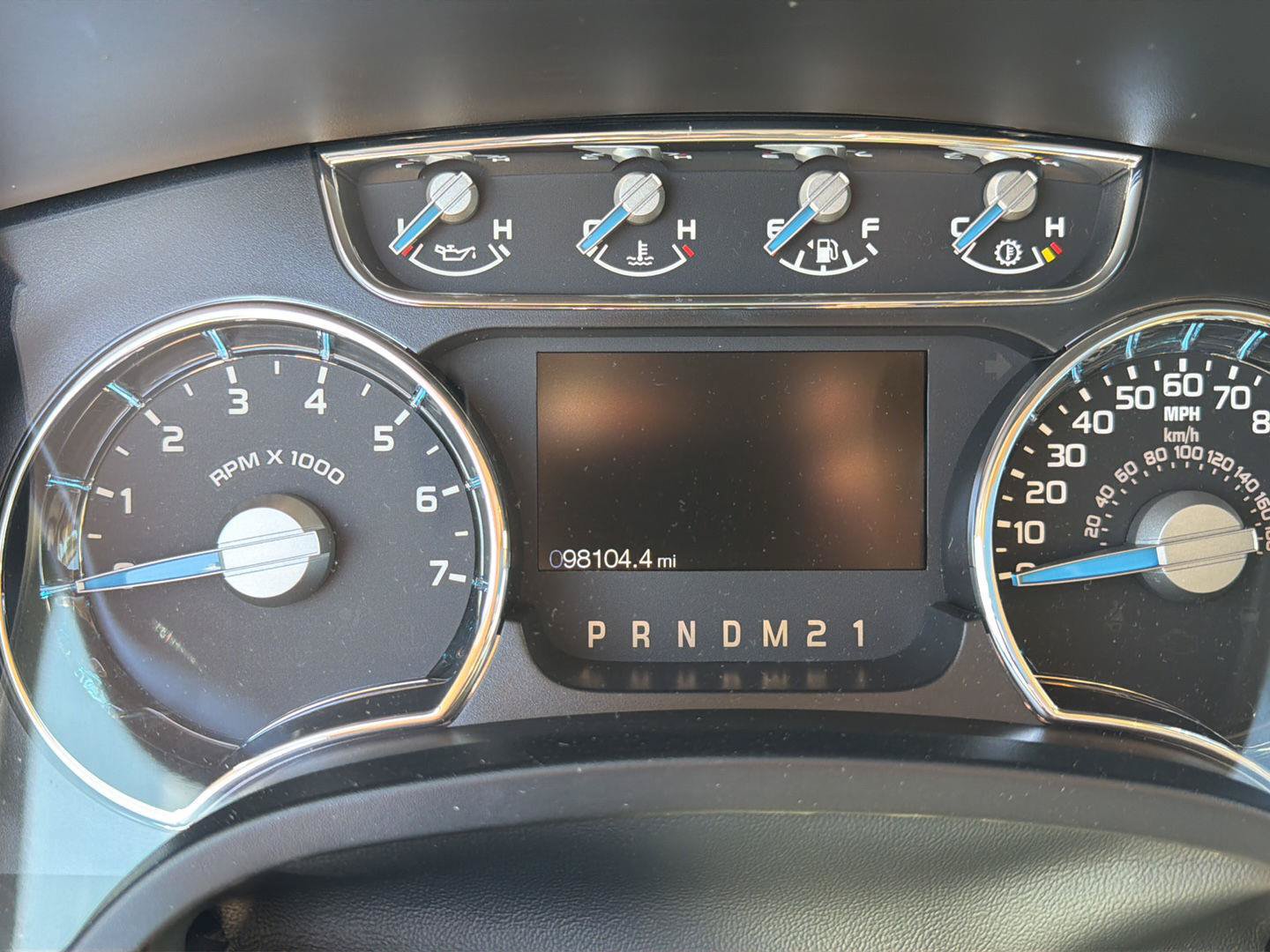 Used 2014 Ford F150 Lariat w/ Equipment Group 502A Luxury AWD/4WD image 13