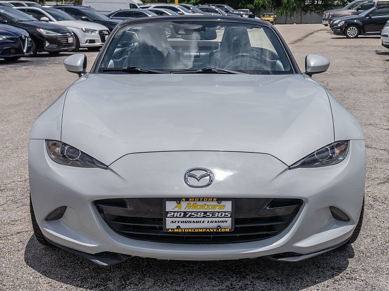 Used 2018 MAZDA MX-5 Miata Grand Touring RWD image 3