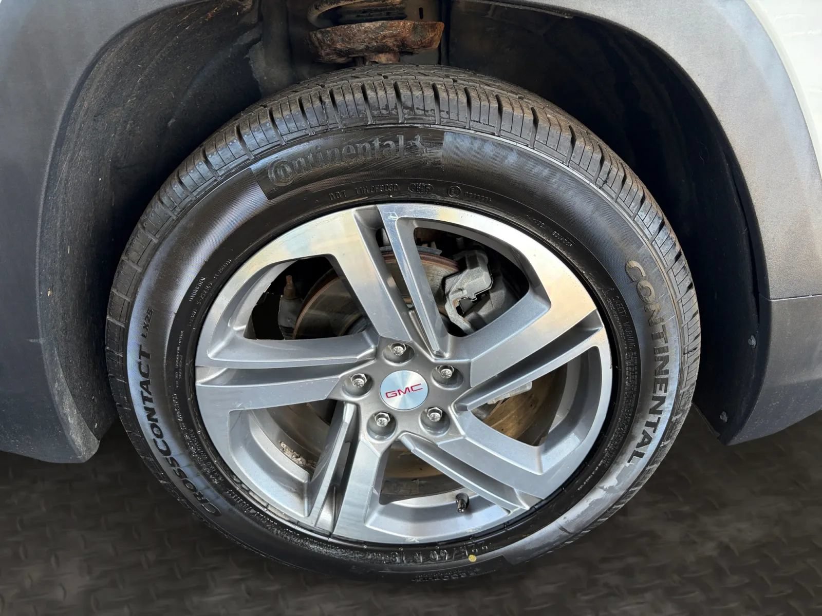 Used 2020 GMC Terrain SLT w/ Preferred Package AWD/4WD image 38