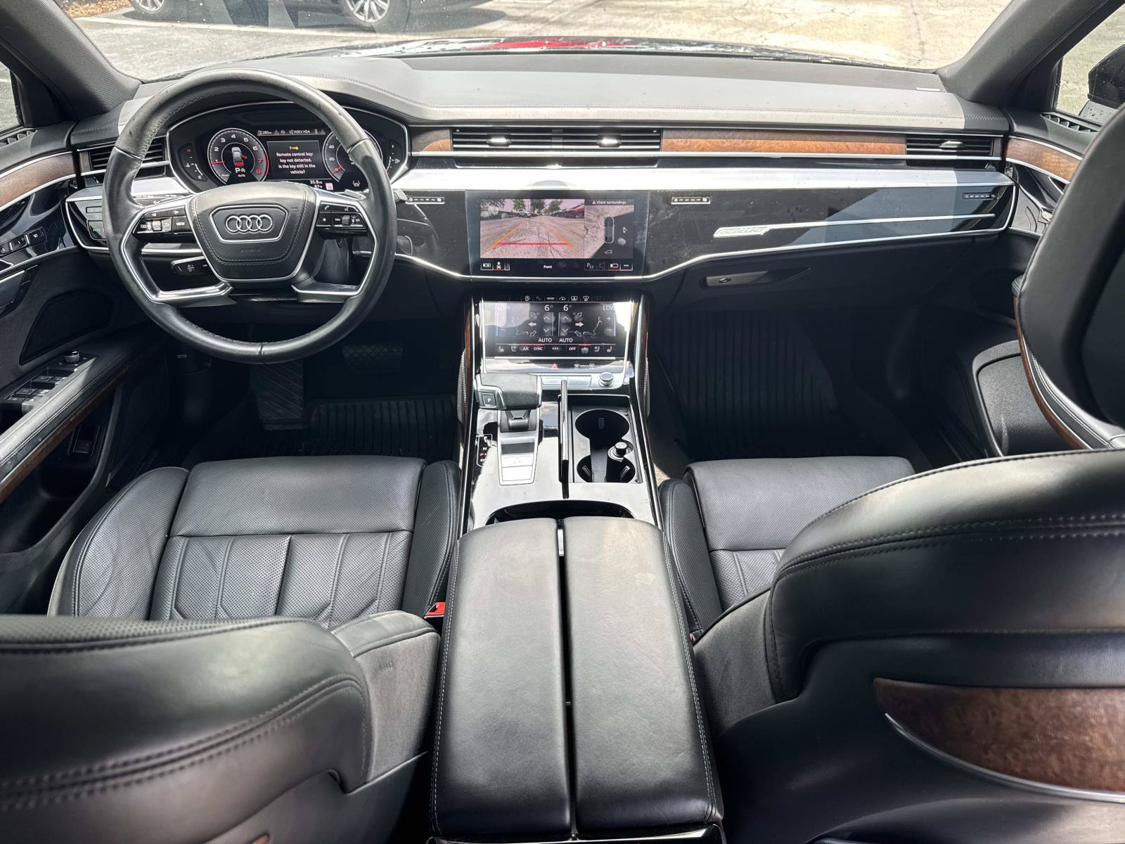 Used 2024 Audi A8 L 3.0T AWD/4WD image 28