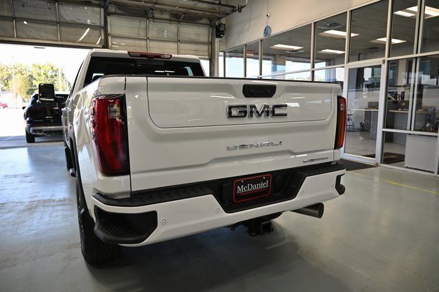 New 2026 GMC Sierra 2500 Denali Ultimate w/ Max Trailering Package image 6