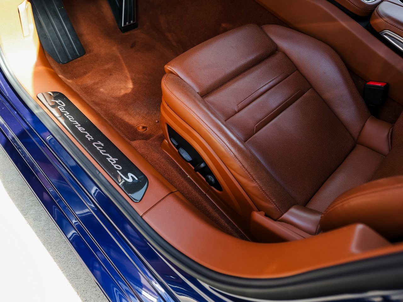 Certified 2022 Porsche Panamera Turbo S image 14