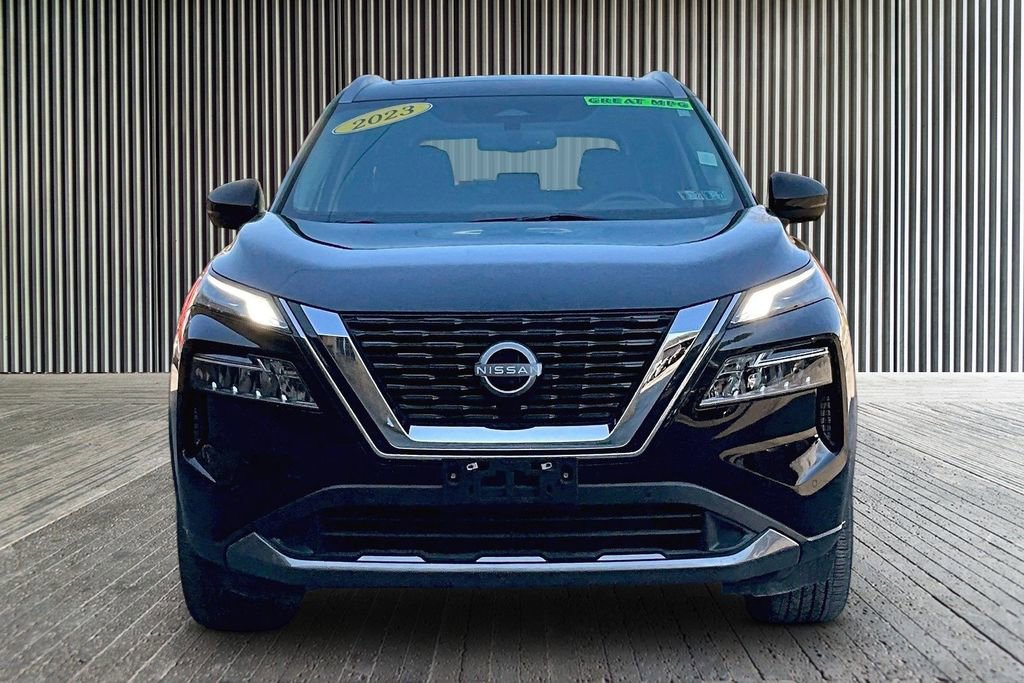 Used 2023 Nissan Rogue SL w/ SL Premium Package image 3