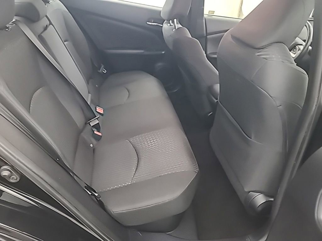Used 2016 Toyota Prius Three w/ Advanced Technology Package FWD image 17