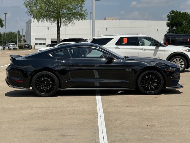 Used 2019 Ford Mustang GT Premium w/ Performance Package - Level 2 RWD image 3