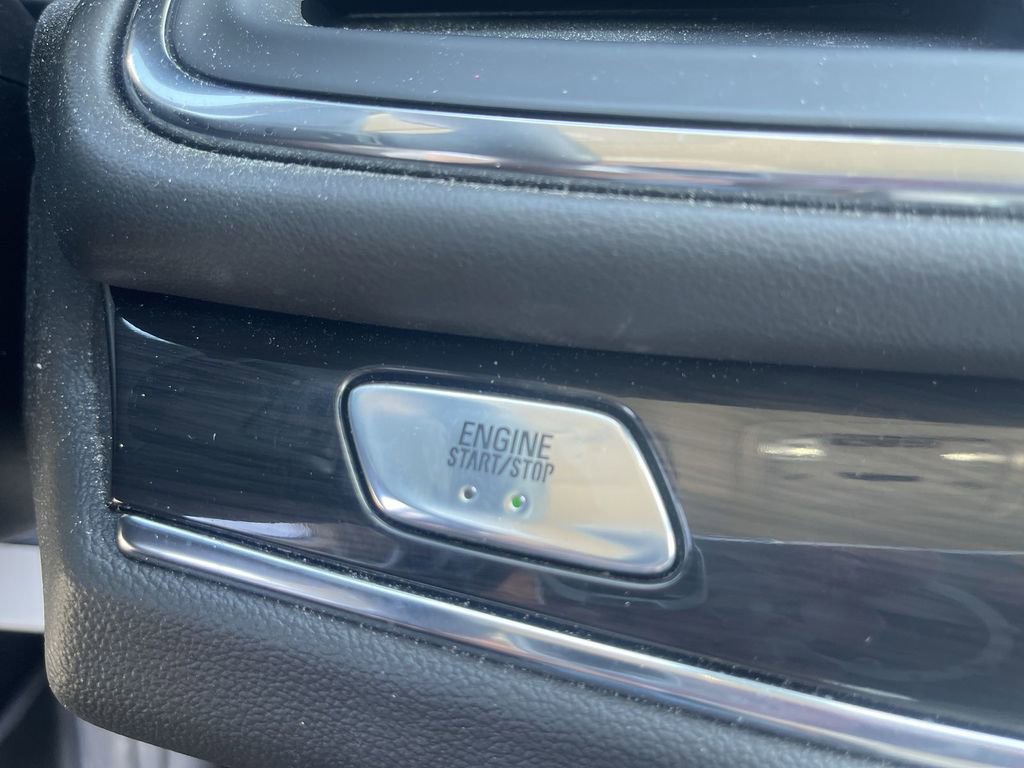 Used 2024 Buick Enclave Essence w/ Technology Package image 23