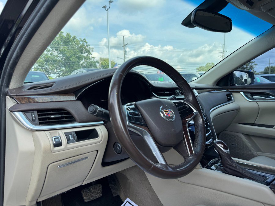 Used 2013 Cadillac XTS Luxury FWD image 14