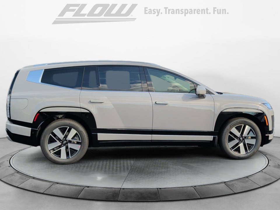 New 2026 Hyundai Ioniq 9 SEL image 8