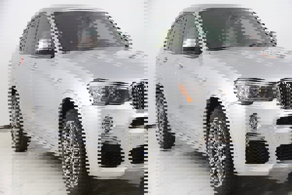 Used 2018 BMW X4 M40i image 40