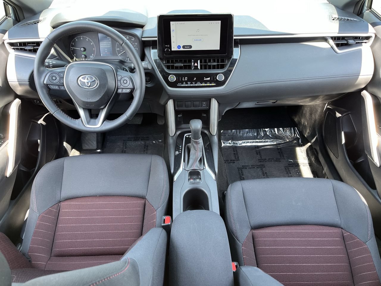 Used 2024 Toyota Corolla Cross AWD Hybrid image 9