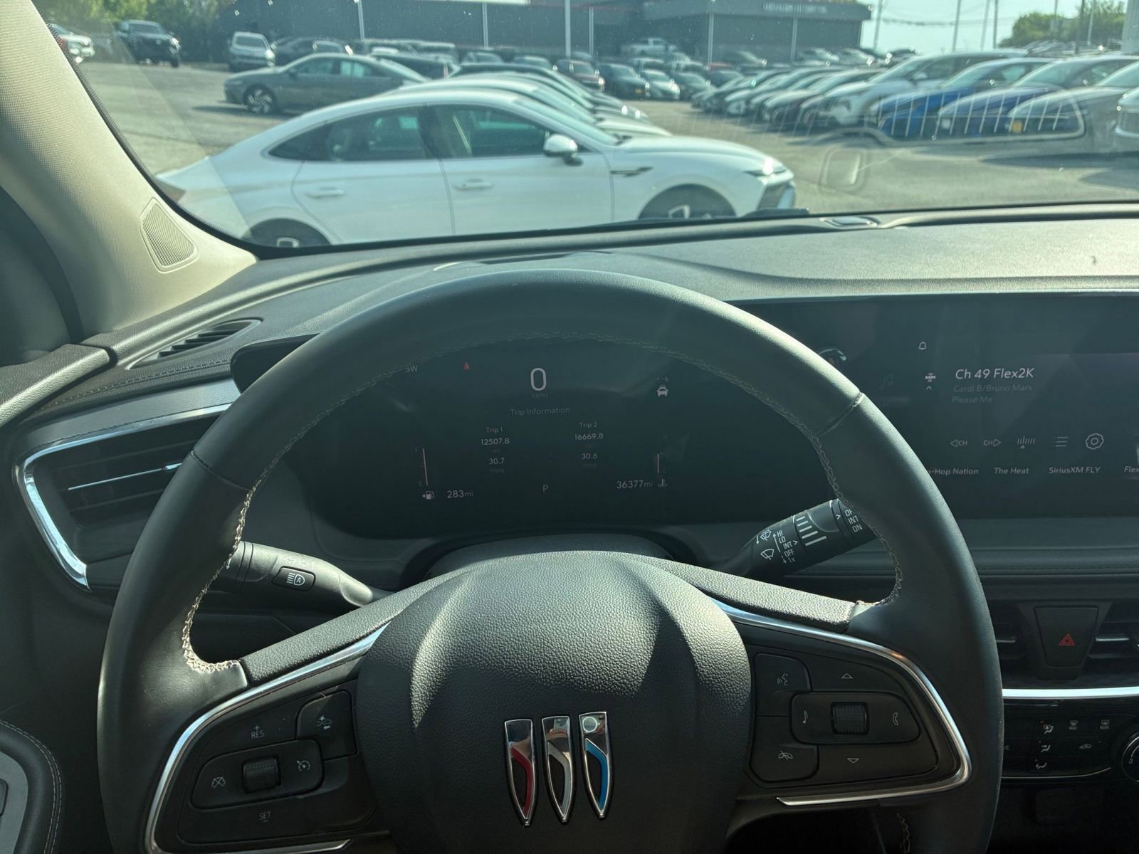 Used 2025 Buick Encore GX Preferred FWD image 29